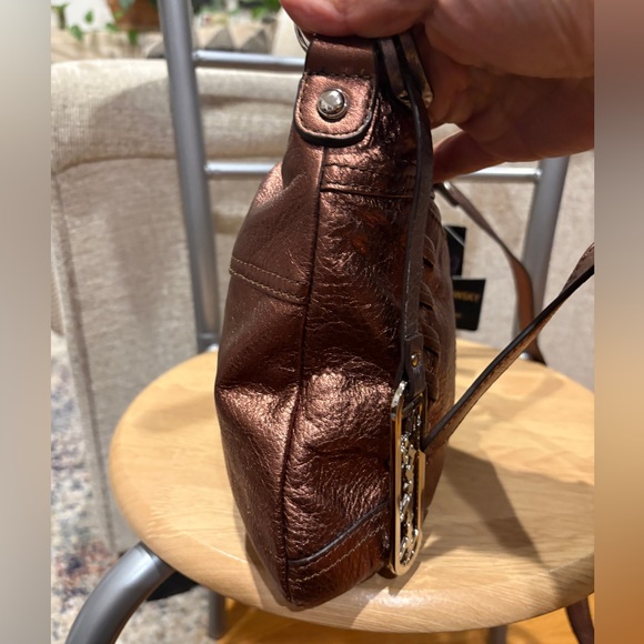 NWT B Makowski Delores Shoulder Bag/Crossbody - Picture 6 of 17